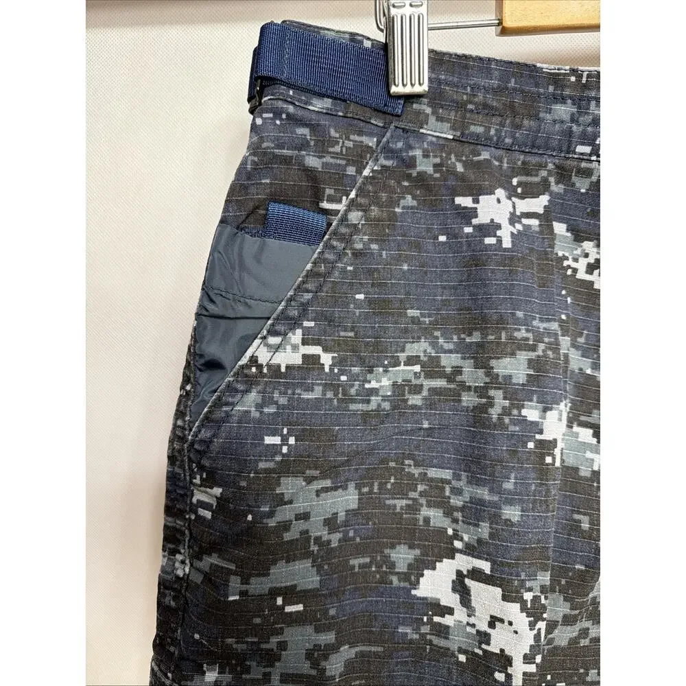 Birdwell Beach Britches Digital Camo Cargo Utility Shorts Size L Blue